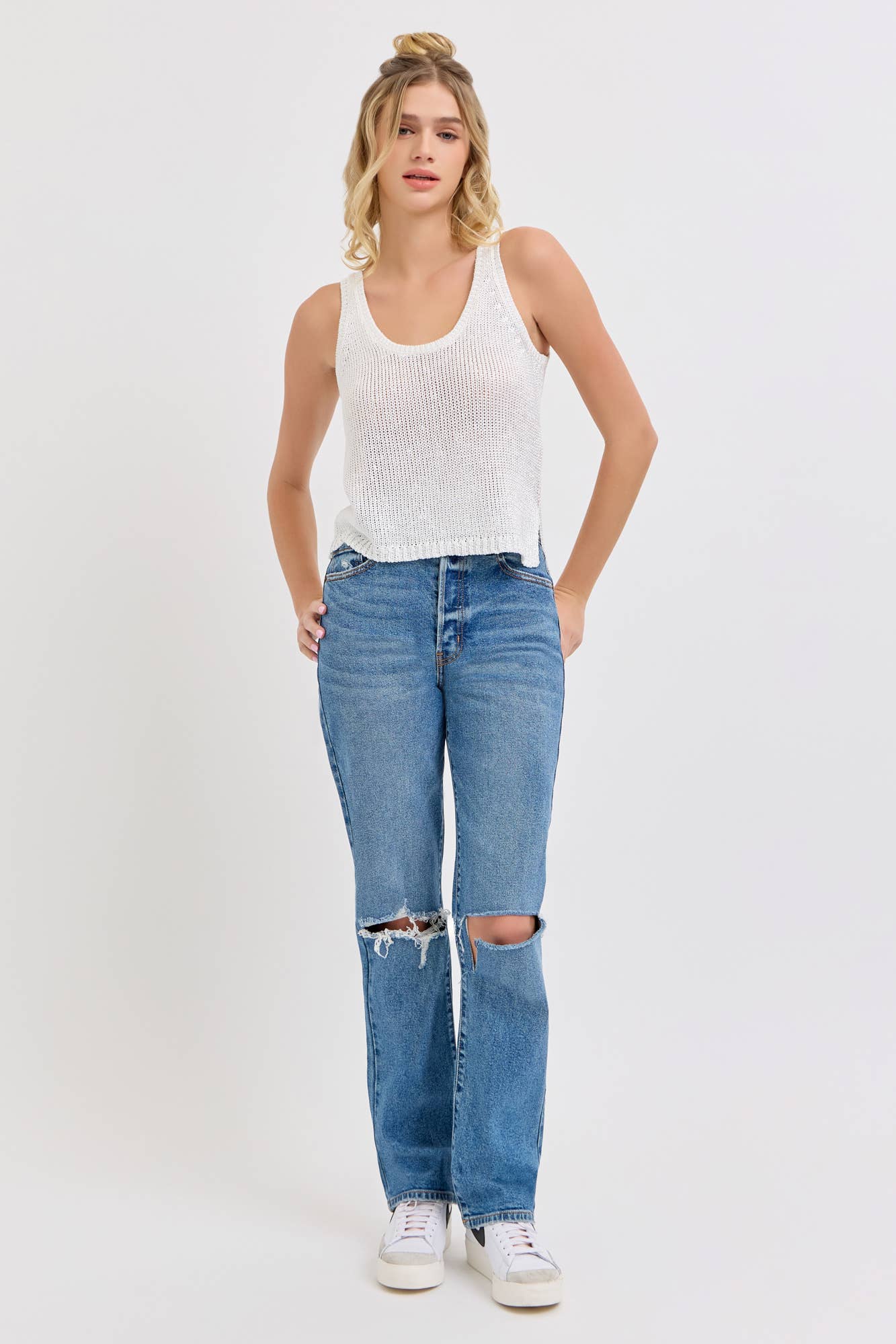 Super High Rise Destroy Dad Jean Medium Wash