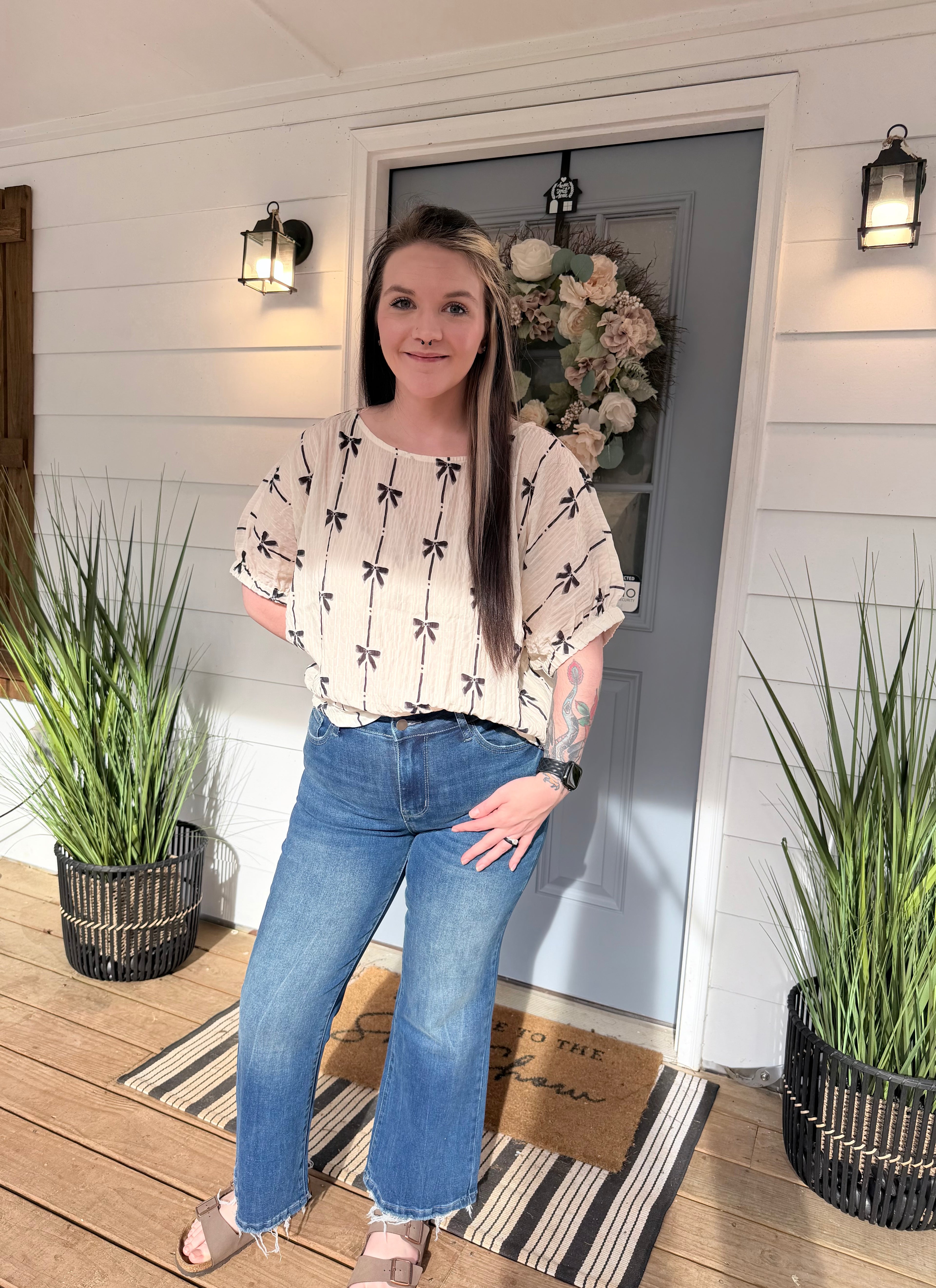 Beige Bow Print Puff Short Sleeve Top