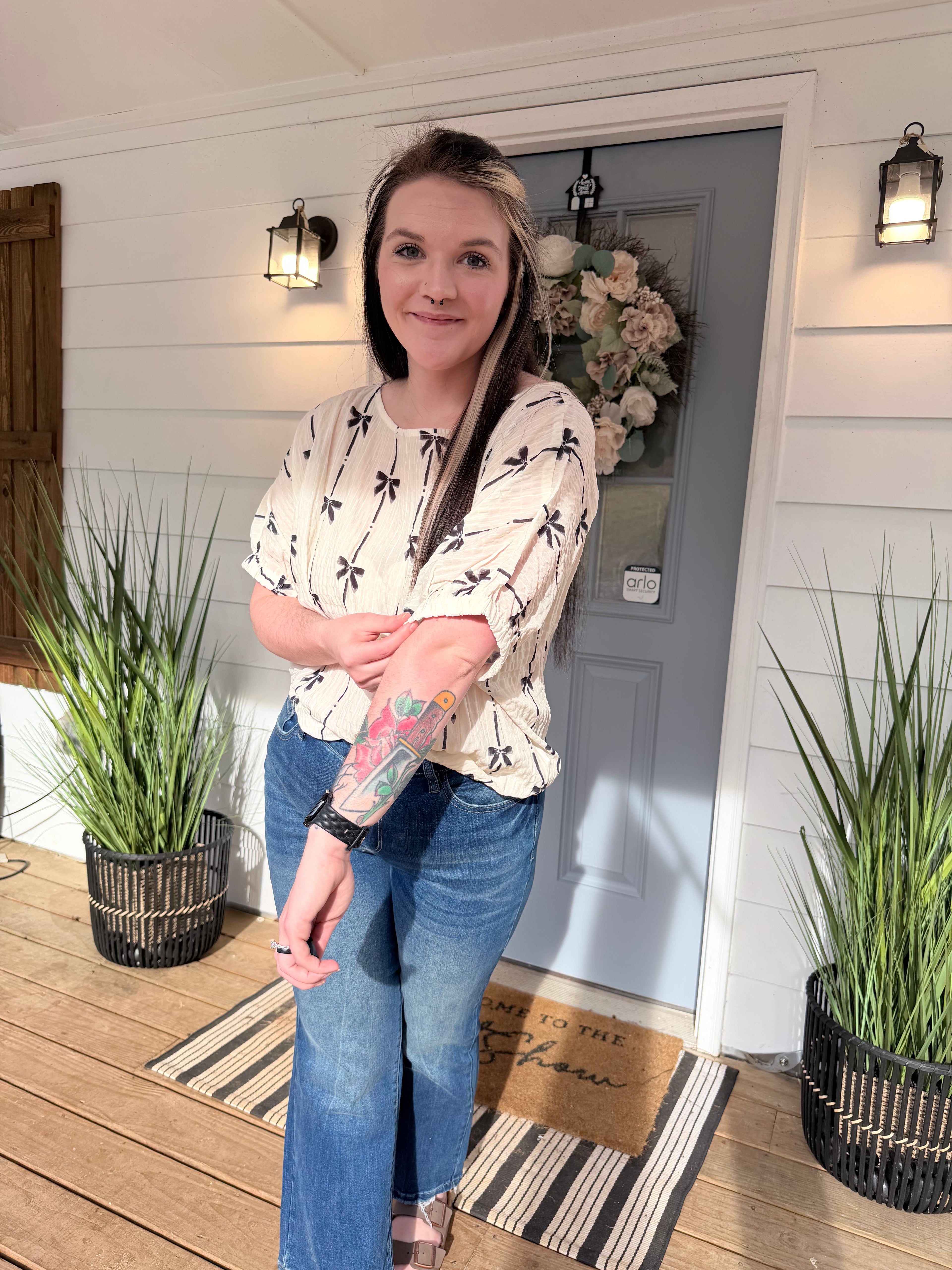Beige Bow Print Puff Short Sleeve Top