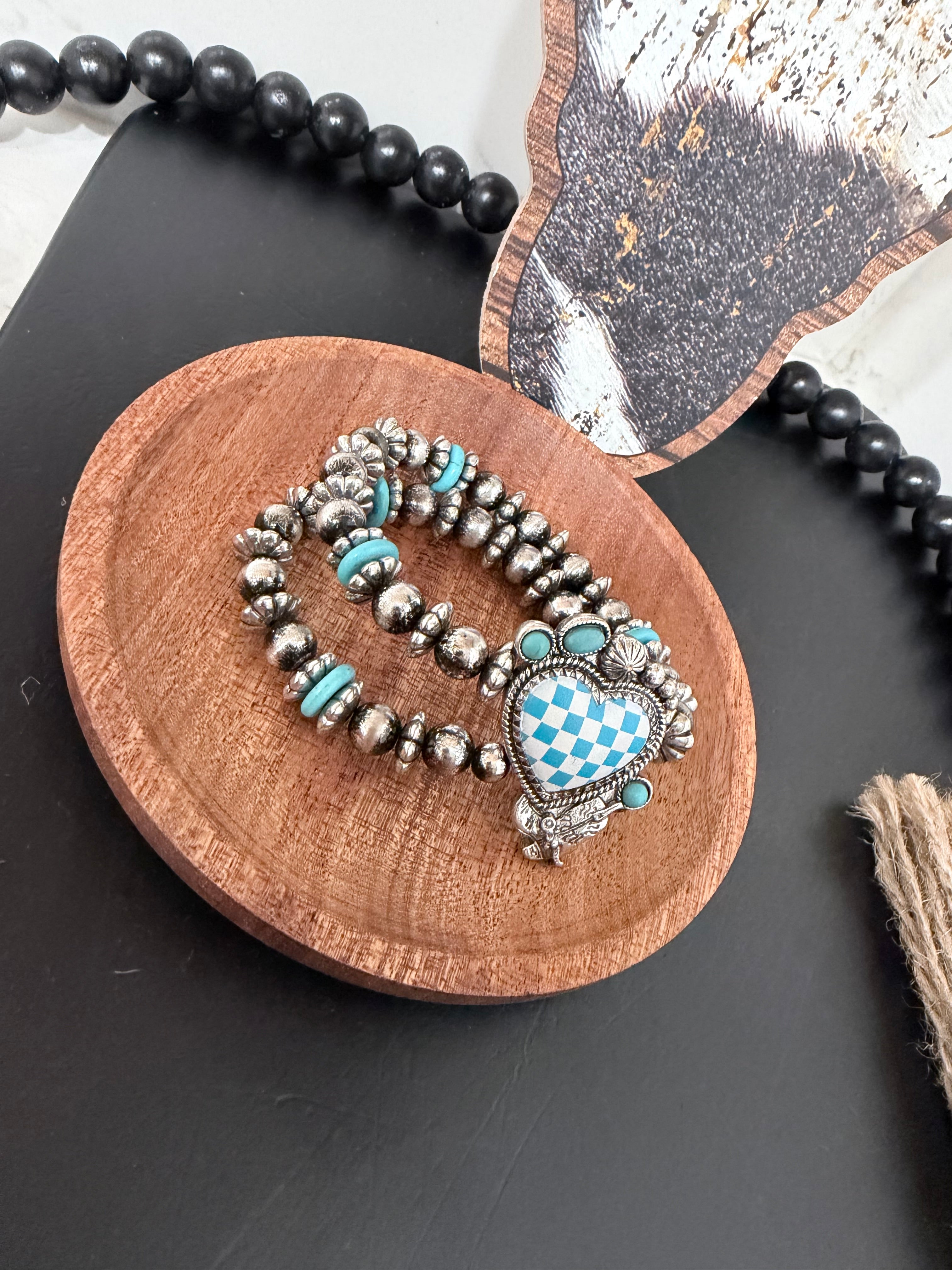 2 Layered Western Checkered Heart Stretch Bracelet